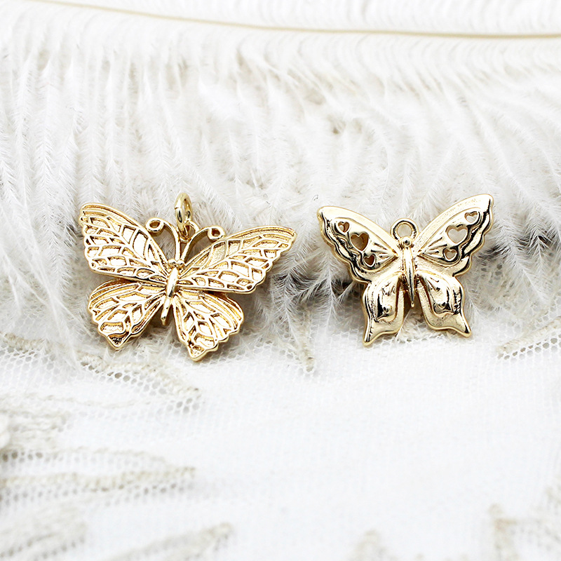 1:Texture butterfly 16.2 * 23.7 mm gold