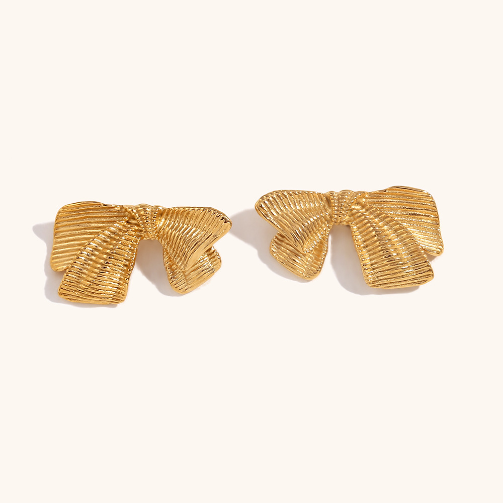 Ribbon bow Wide stud earrings - Gold