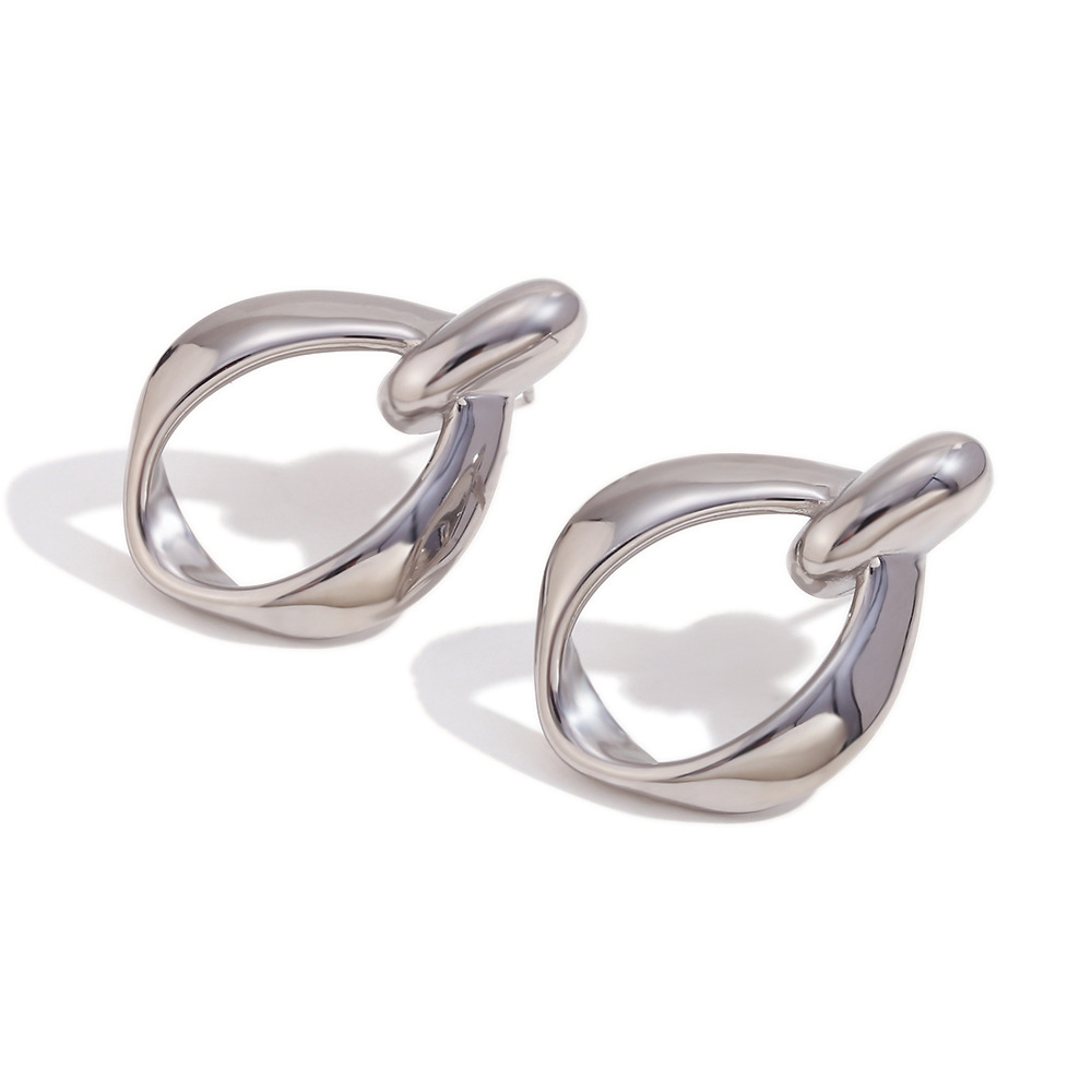 6:Simple hollow O Ring stud earrings - Silver