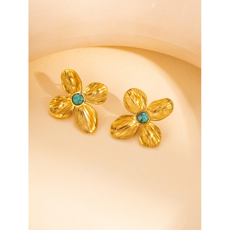 Turquoise stud earrings