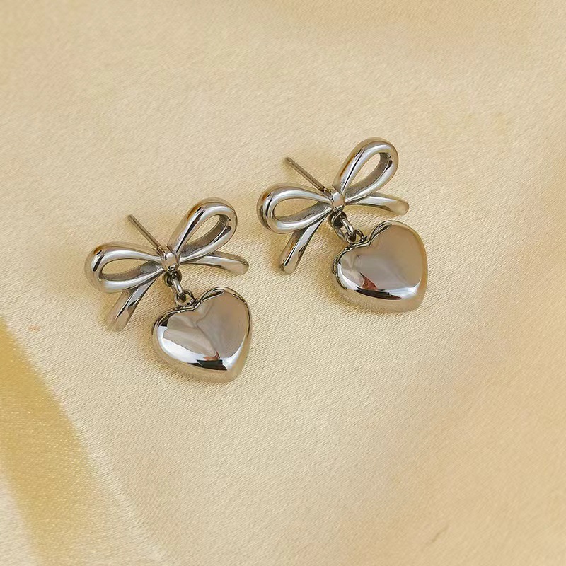 Heart pendant earrings-silver