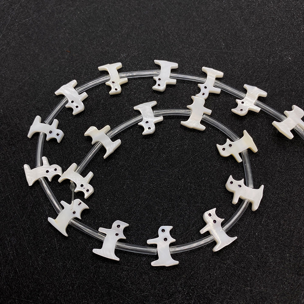 Cat shape 12x14mm