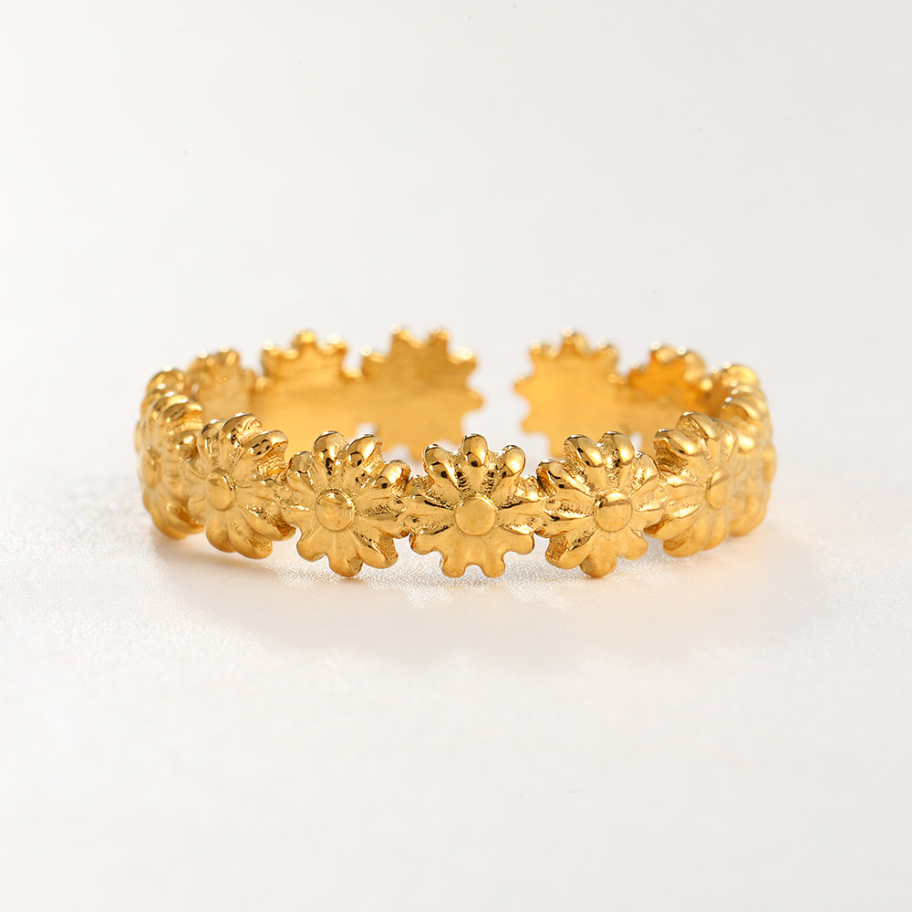 4:18k true gold ring flowers