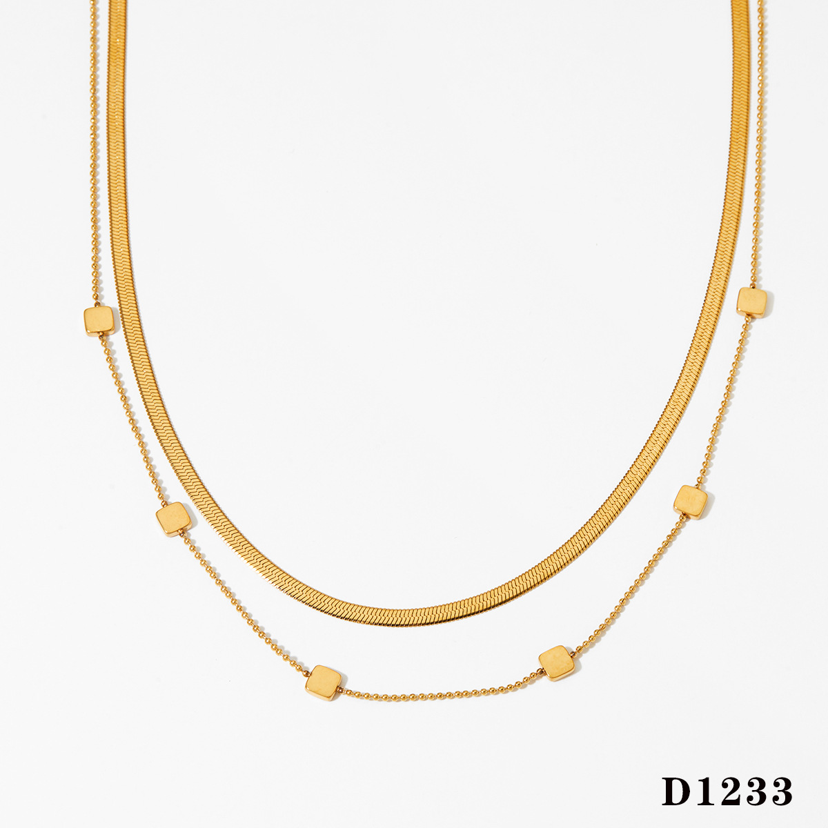 1:Gold necklace