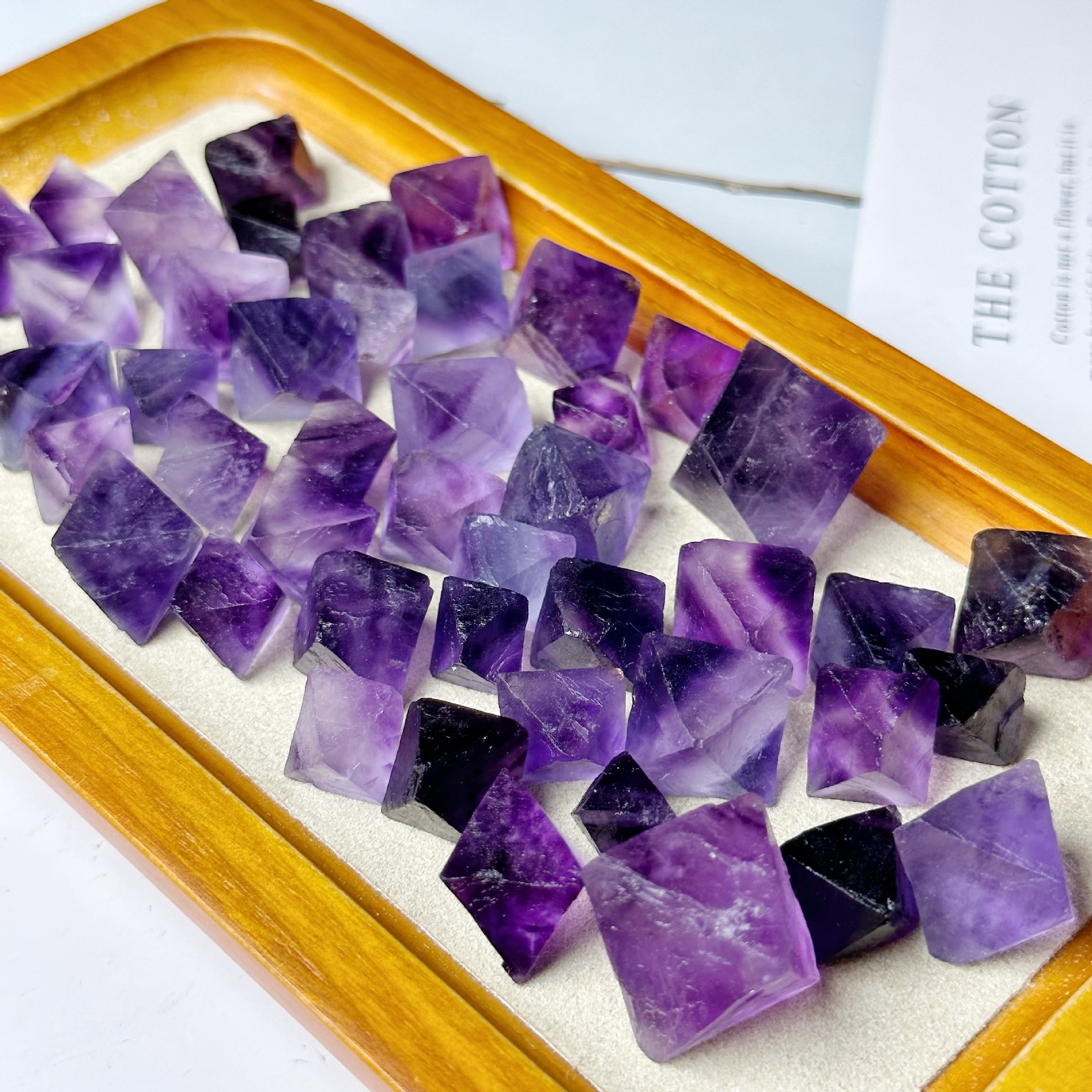 Fluorite violet