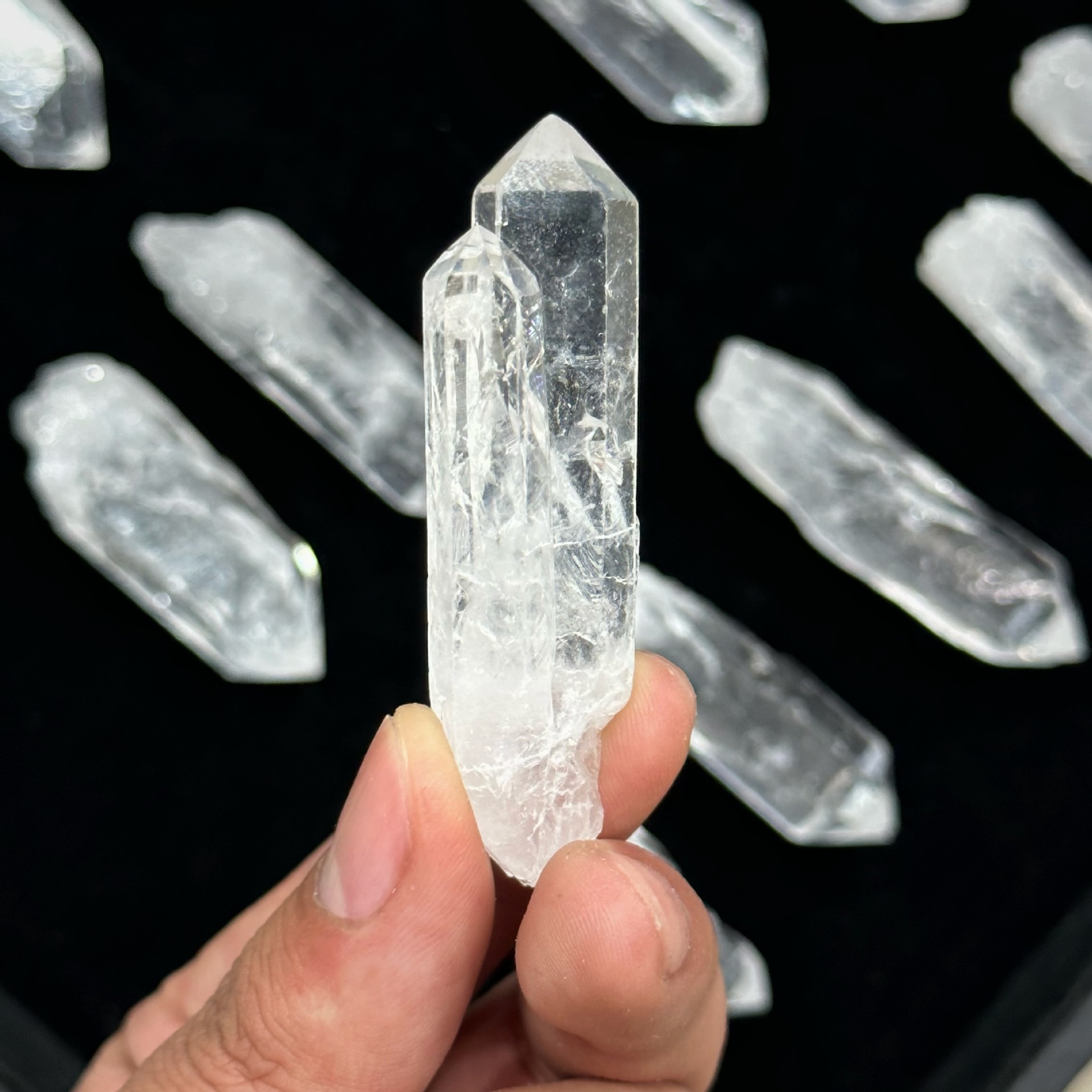 White crystal single tip