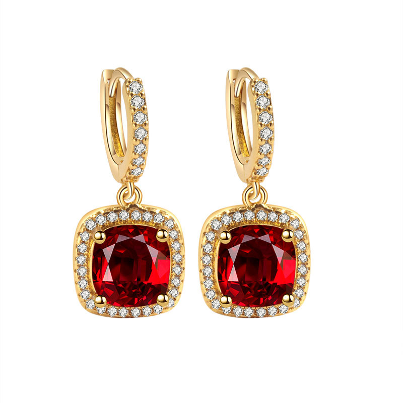 Gold garnet red