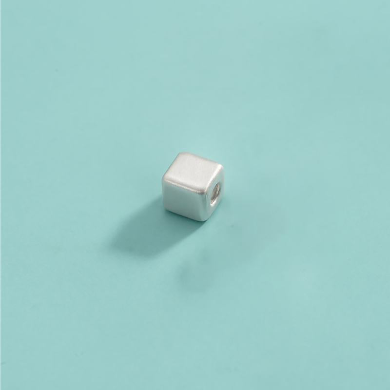 square-6.5x6.7mm