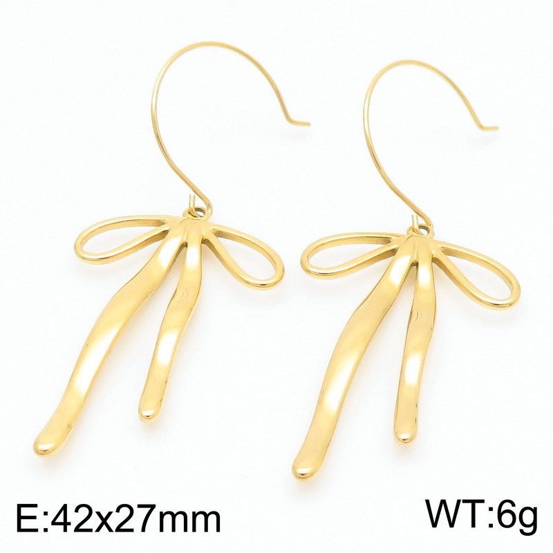 1:Gold earrings