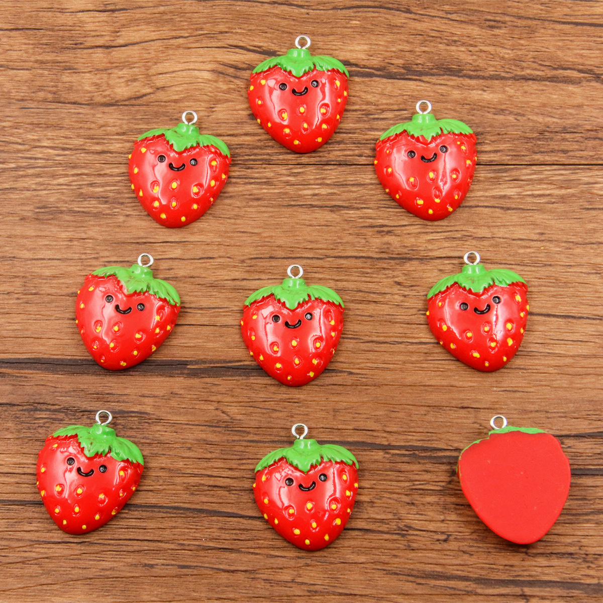 Strawberries 25X29mm