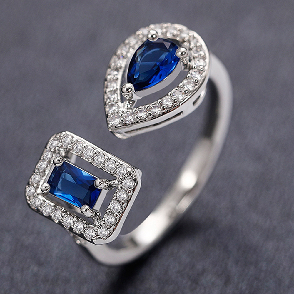 White gold   blue zirconium