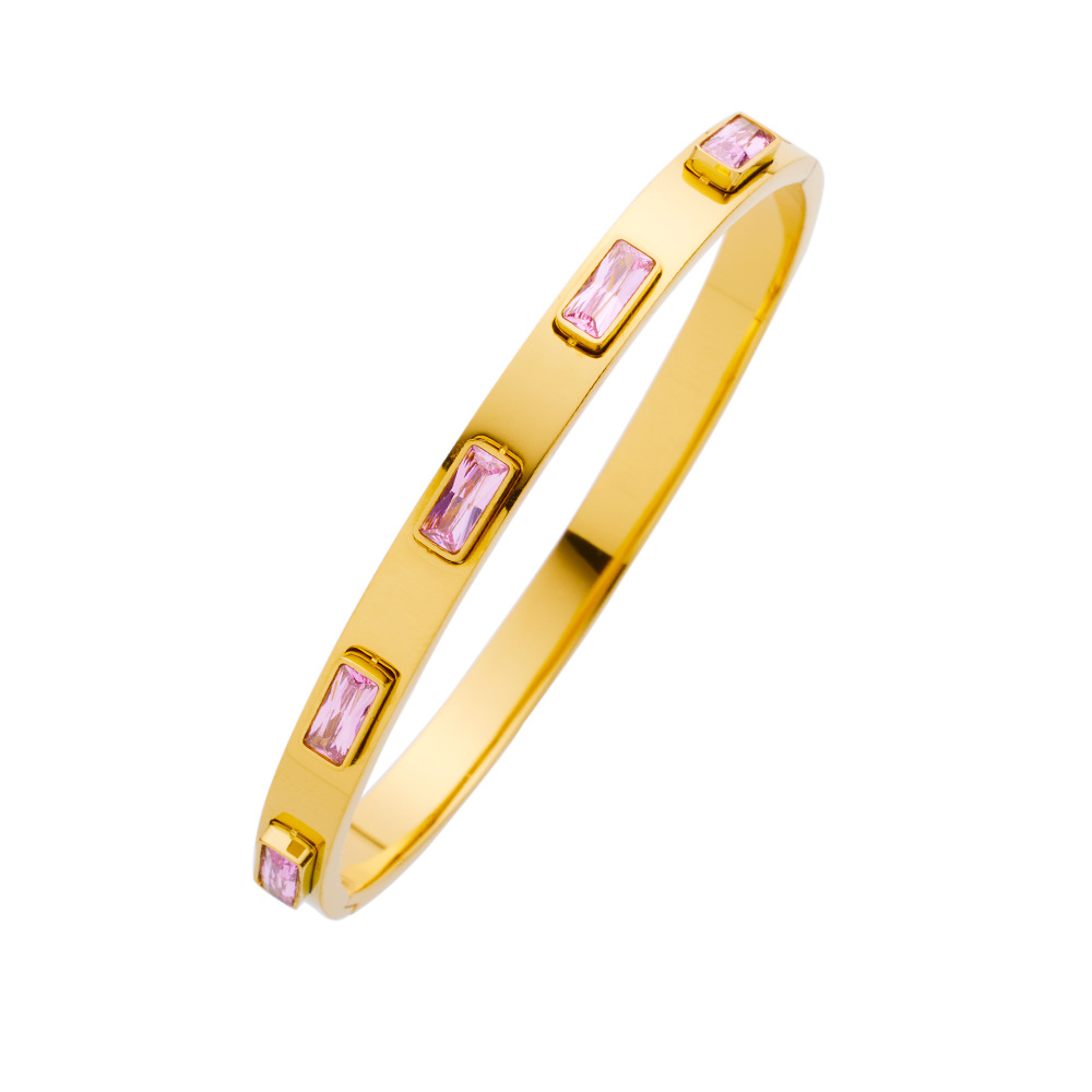 B130 gold   pink diamond