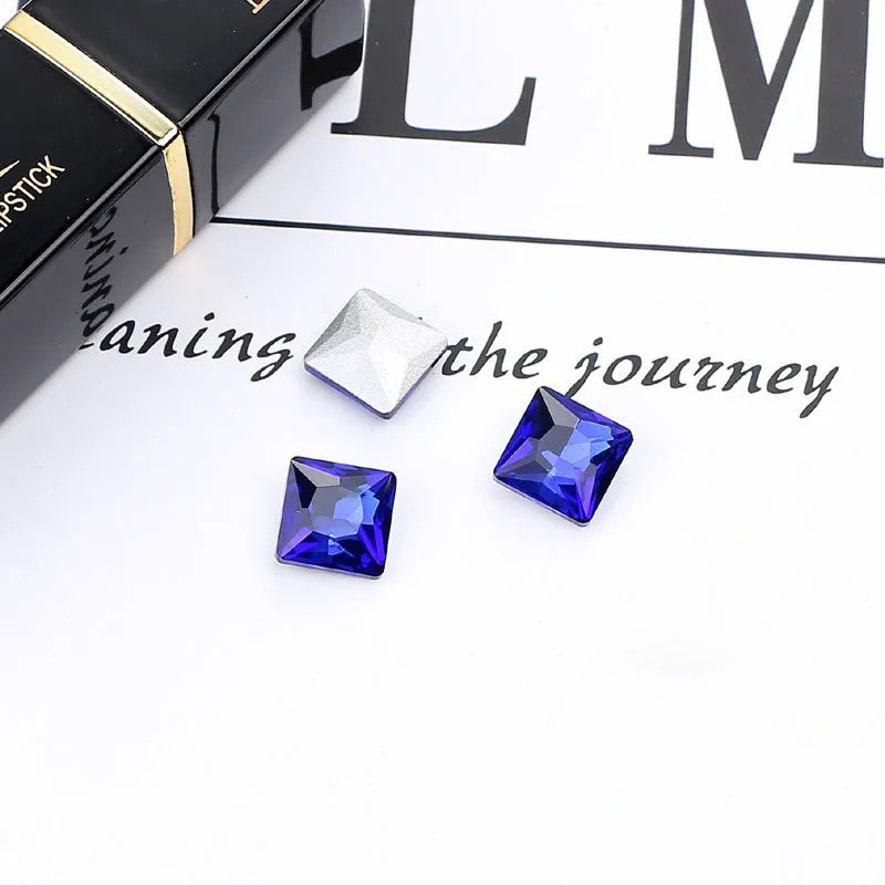 dark blue 8*8mm