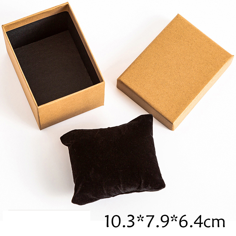 No. 6 10.3*7.9*6.4cm with small black velvet pillow