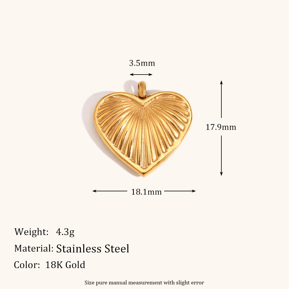 Flower love pendant-gold