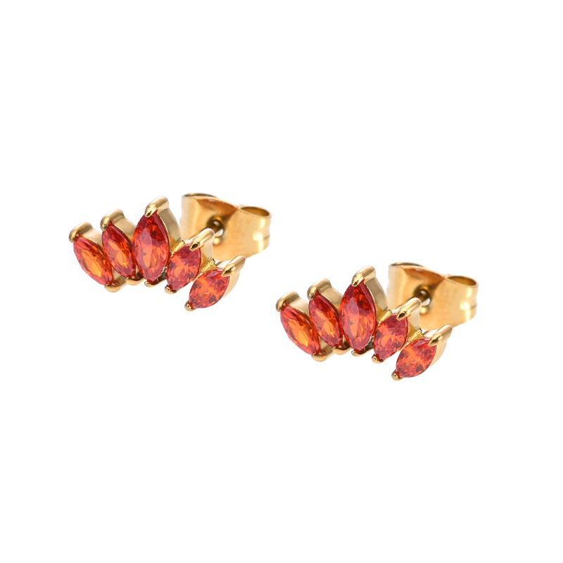 Red corundum (earrings) gold