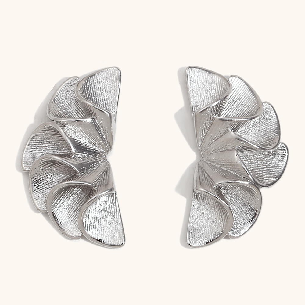 Pleated petal earrings-steel color