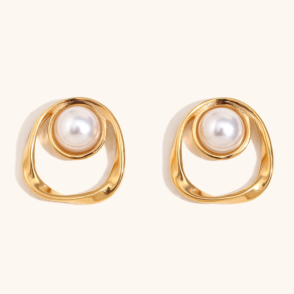 Irregular round hollow imitation pearl earrings-gold