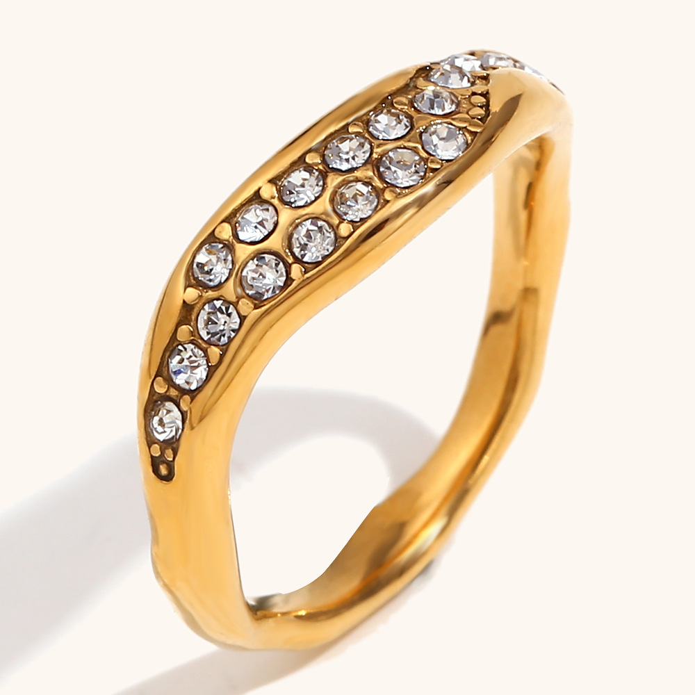 Diamond irregular ring-gold