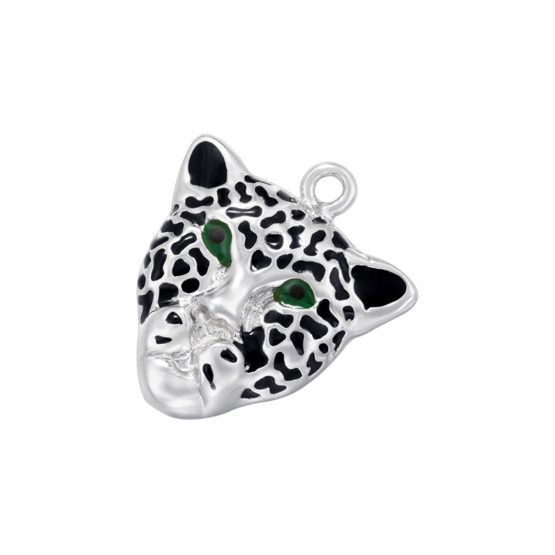 Vd1610 white gold leopard head pendant