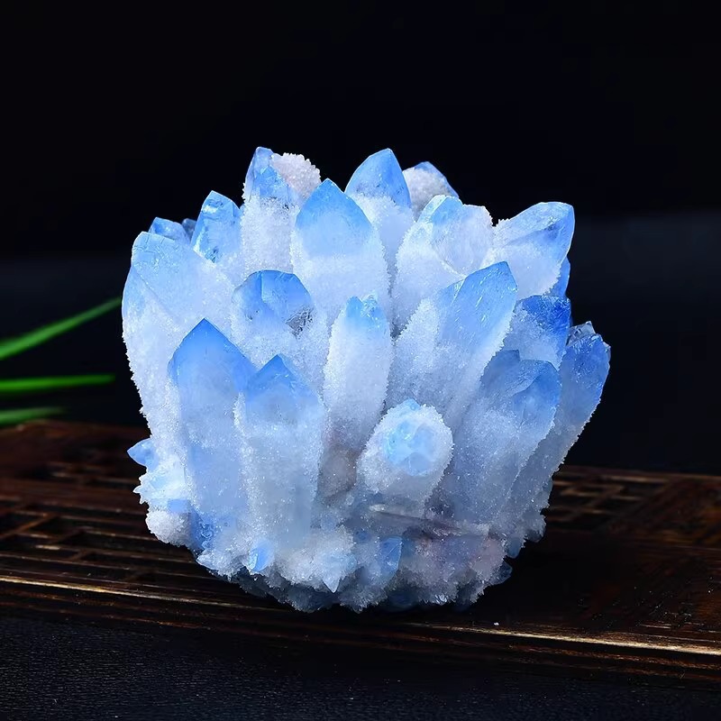 Blue crystal cluster 240-300g