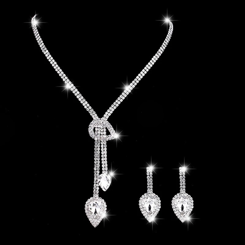 Necklace Earrings 2 Set White