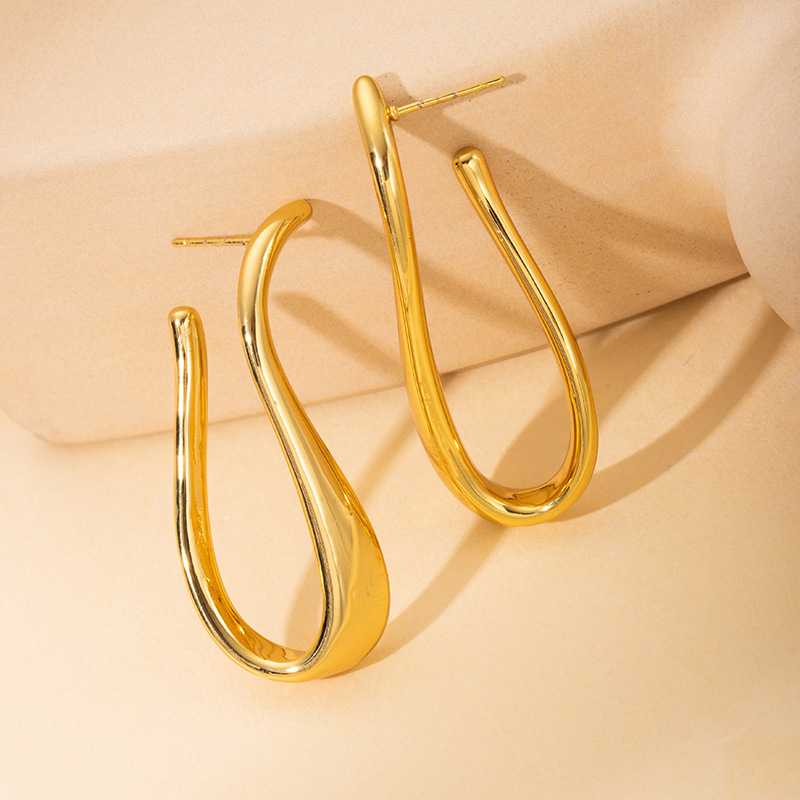 U-shaped ring earrings