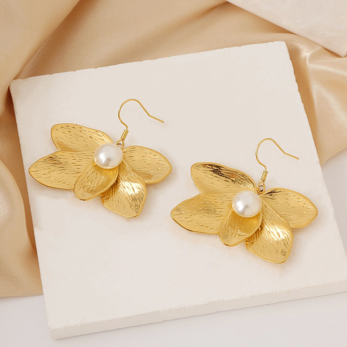 Gold earrings