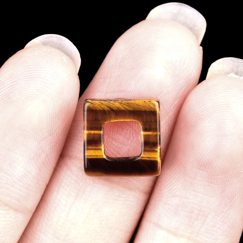 Tiger eye stone (10mm square)