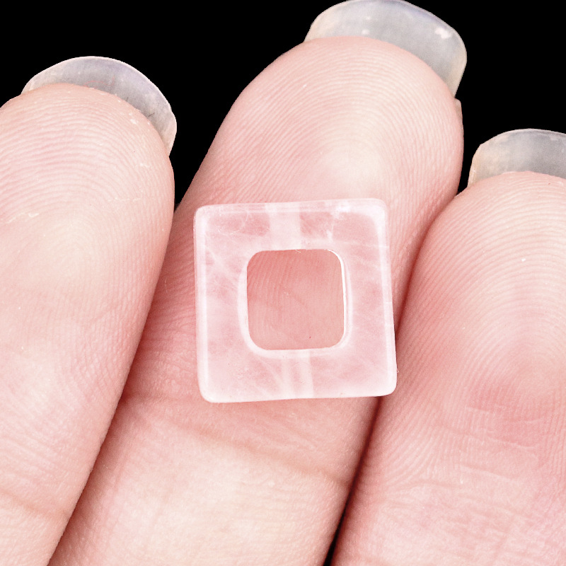 Pink crystal (10mm square)