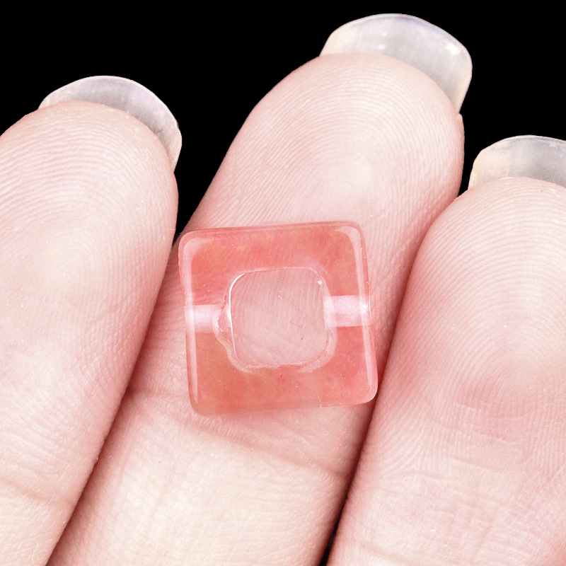 Watermelon red (synthetic) (10mm square)