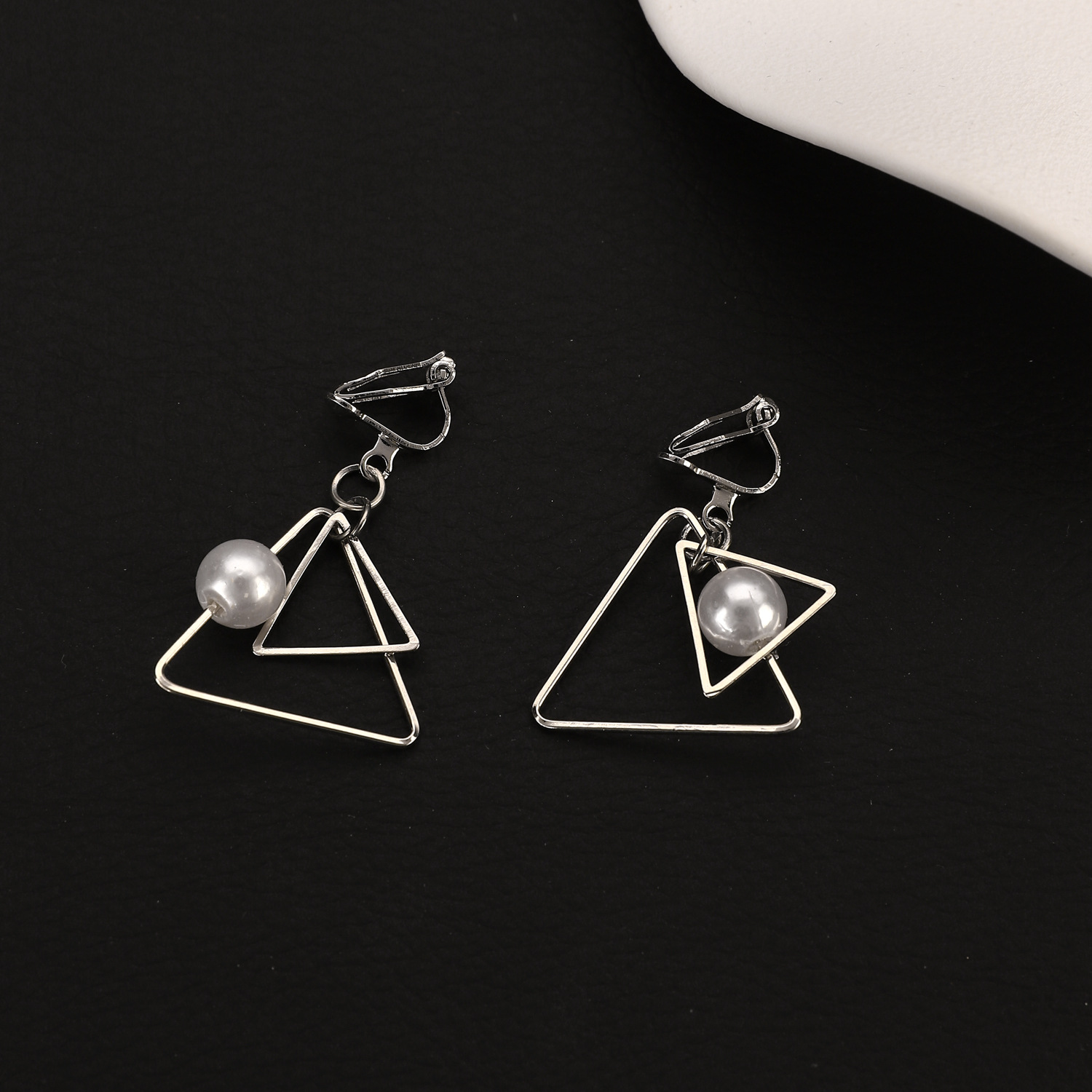 silver ear clip 6781