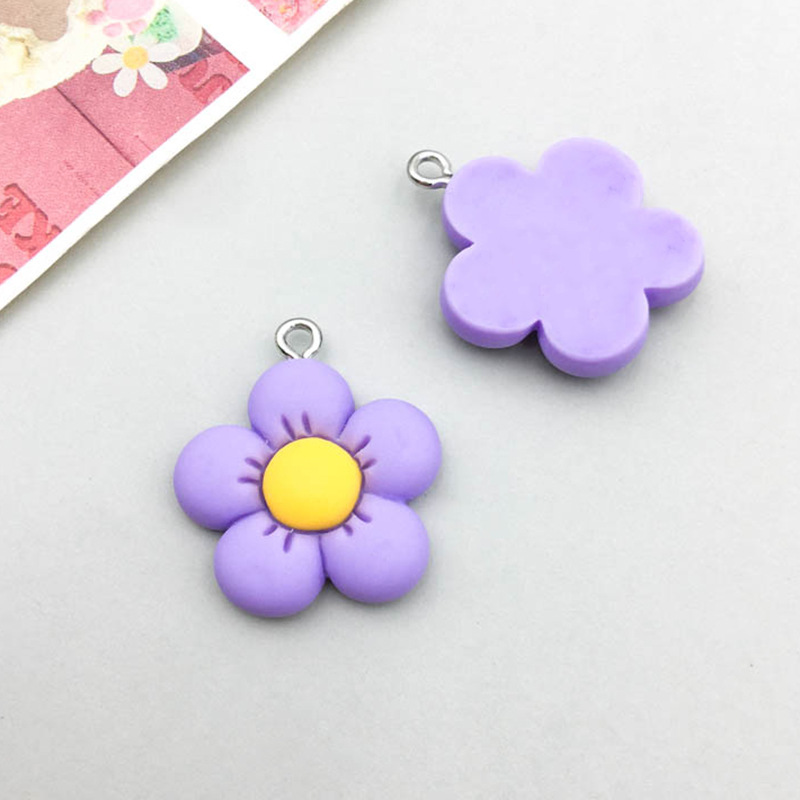 1 purple resin small flower 22*24mm-2g-17102