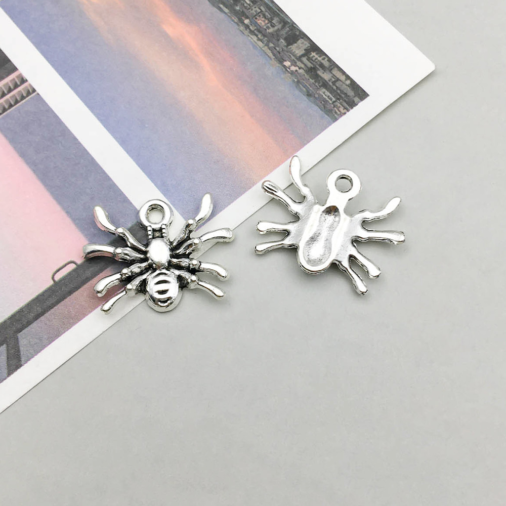 1 ancient silver spider 15*18mm-0.8g-3582