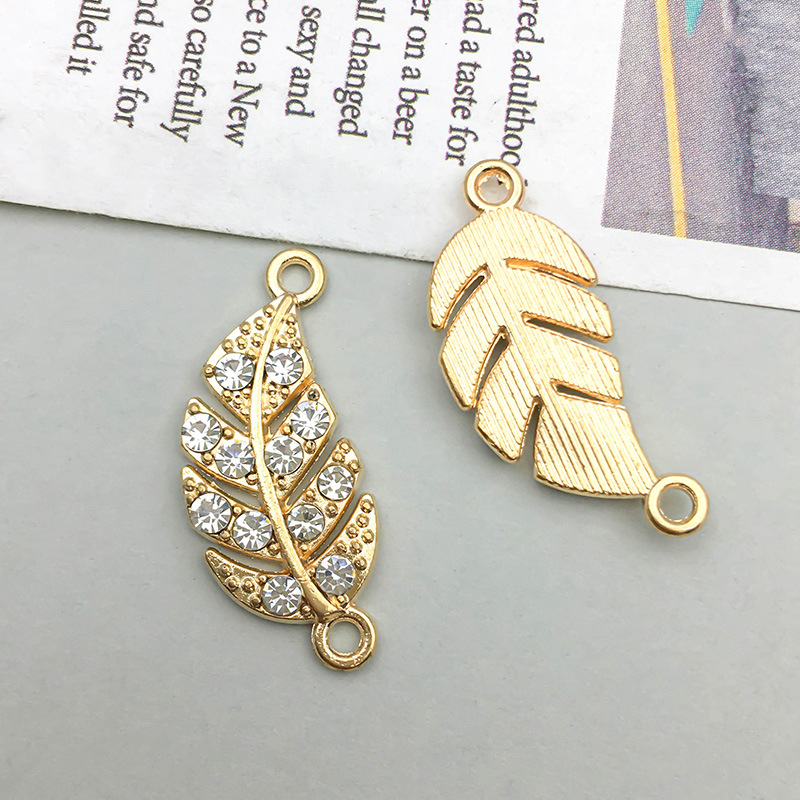 1 PCs kc gold double hole drill leaf pendant 26*12mm-1.8g-16542