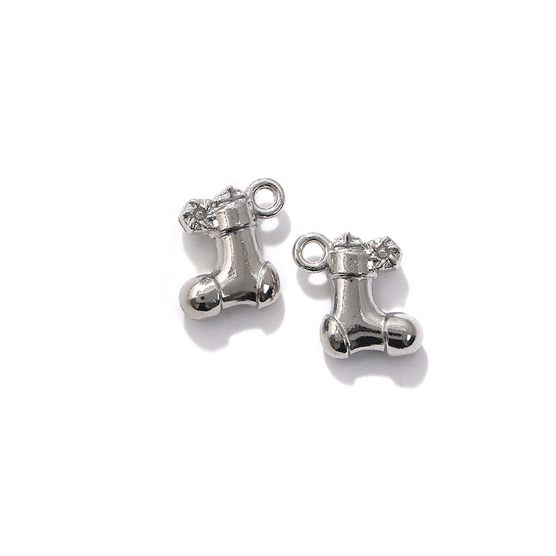 Antique silver skates 11.5×14mm2.2g