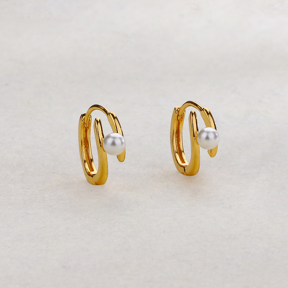 Pearl ear Buckle (yellow gold)