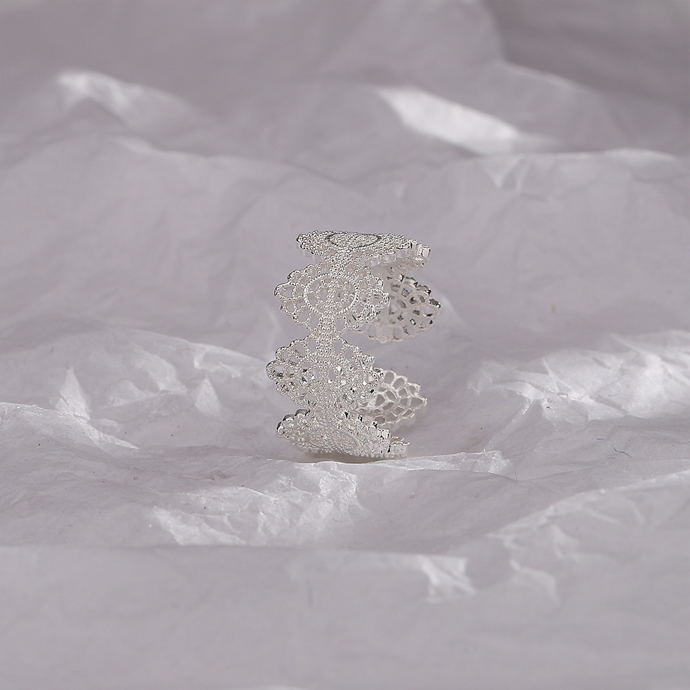 Silver Cutout Lace Ring