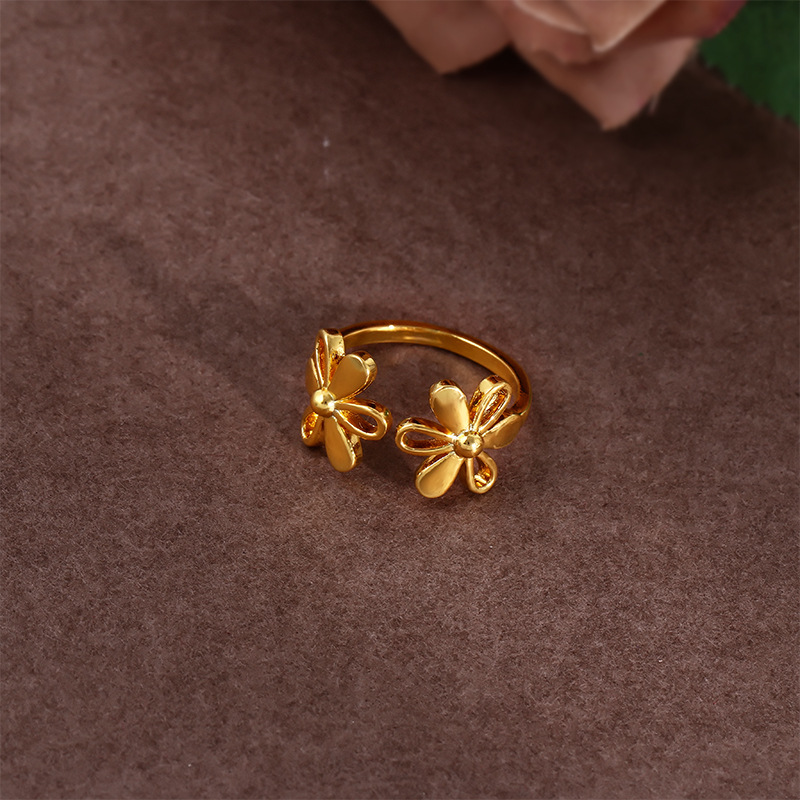 Gold Flower Ring