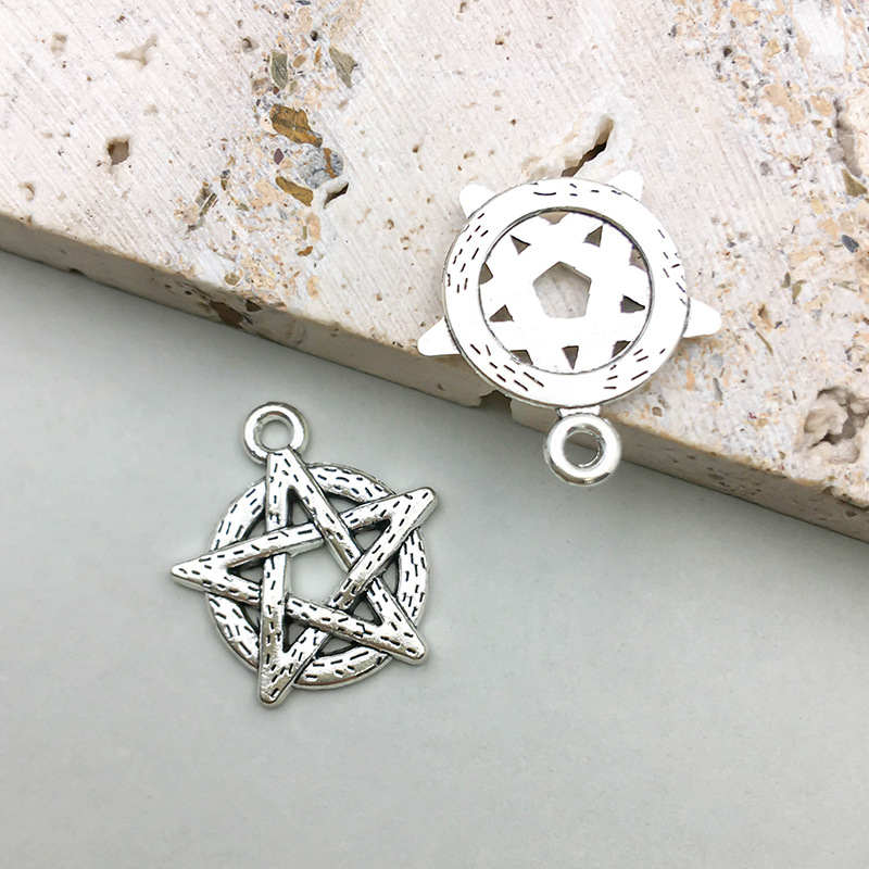 1 Ancient Silver Star 18*19mm-1.6g-10934