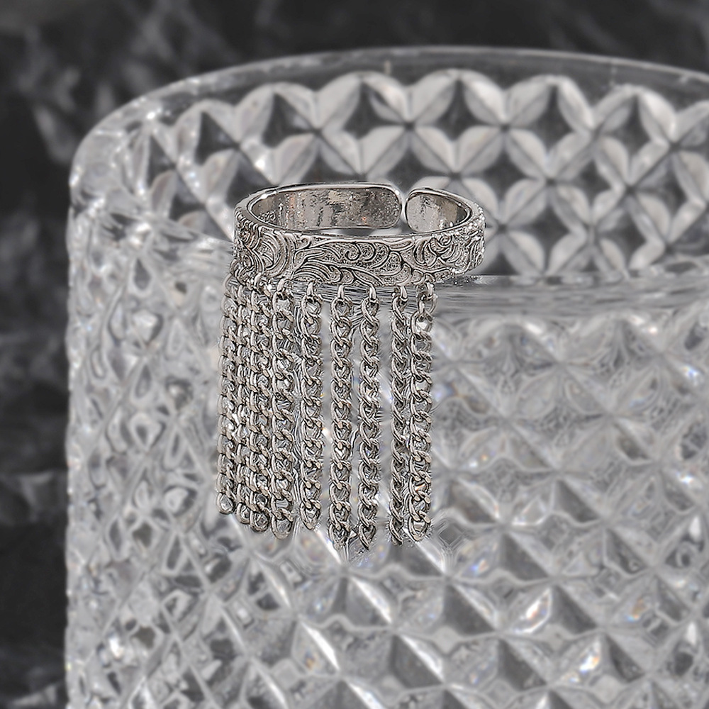 White gold Tang grass pattern chain ring