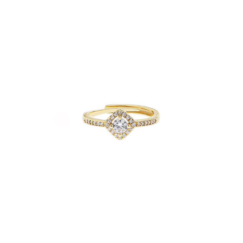 Yellow gold square zircon ring