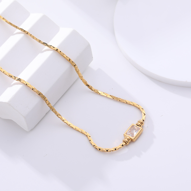 Square diamond copper chain necklace gold