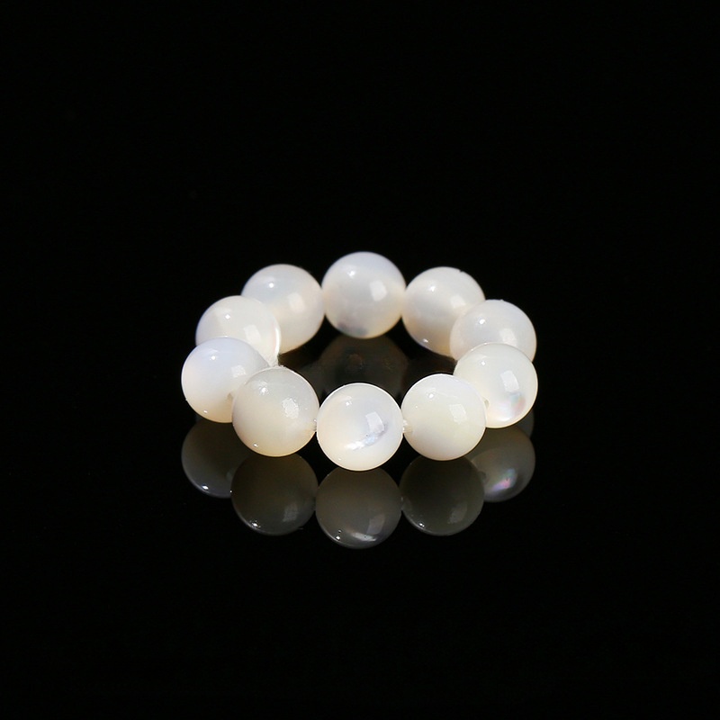 Natural white pearl oyster