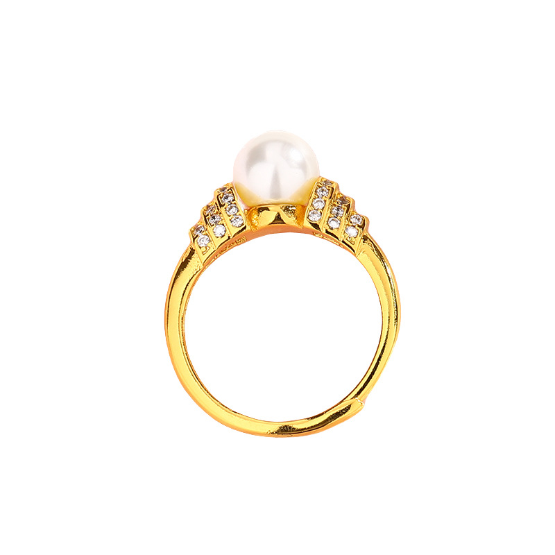 Gold  pearl ring