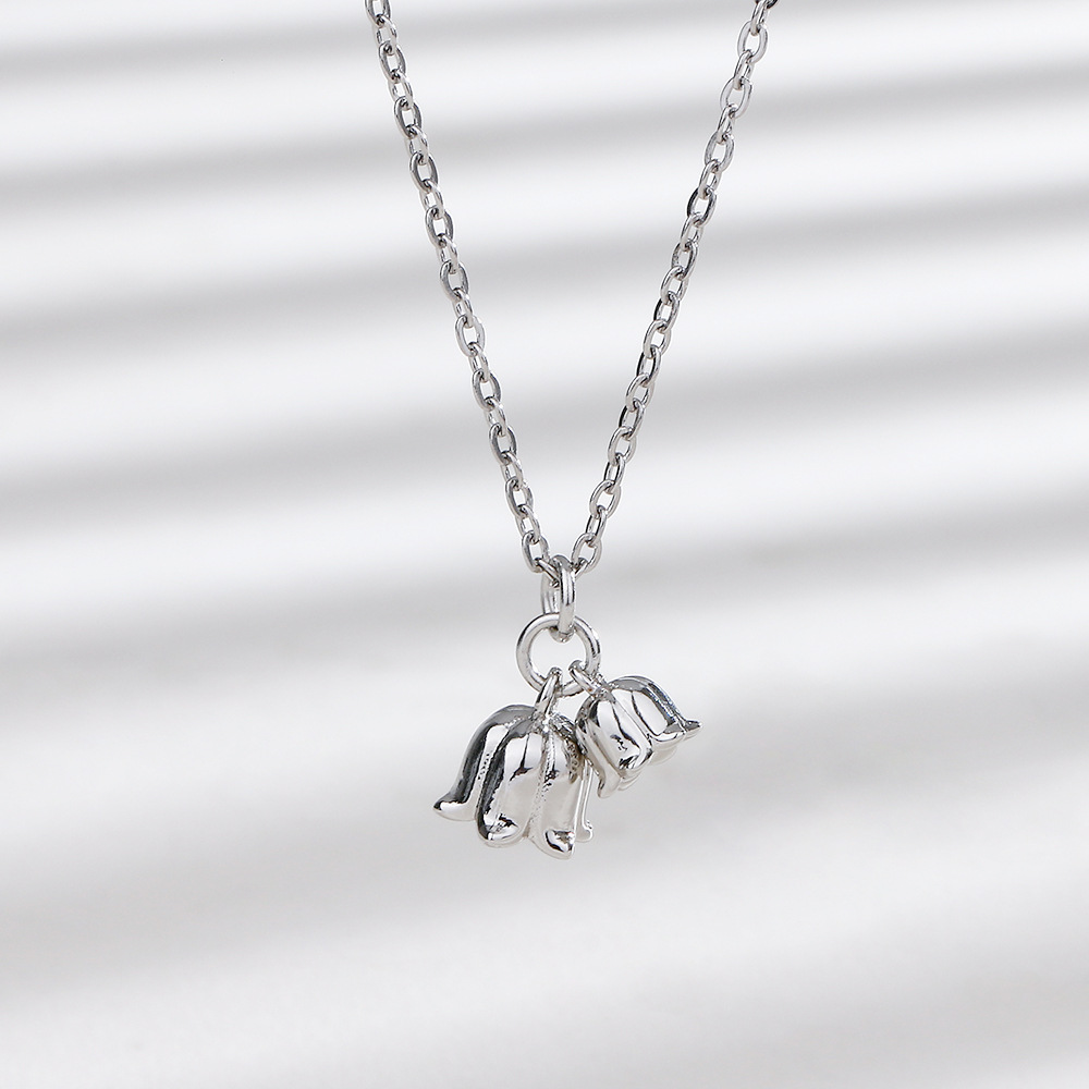 Lily of the Valley necklace (White Gold)