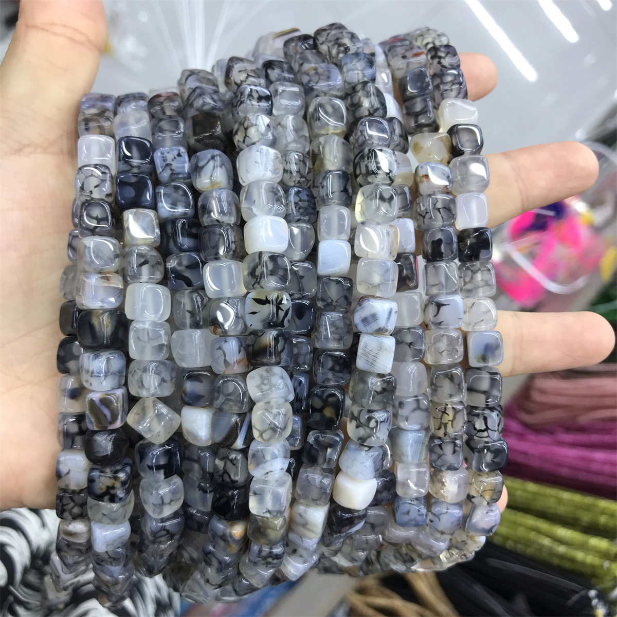 05-dragon pattern agate