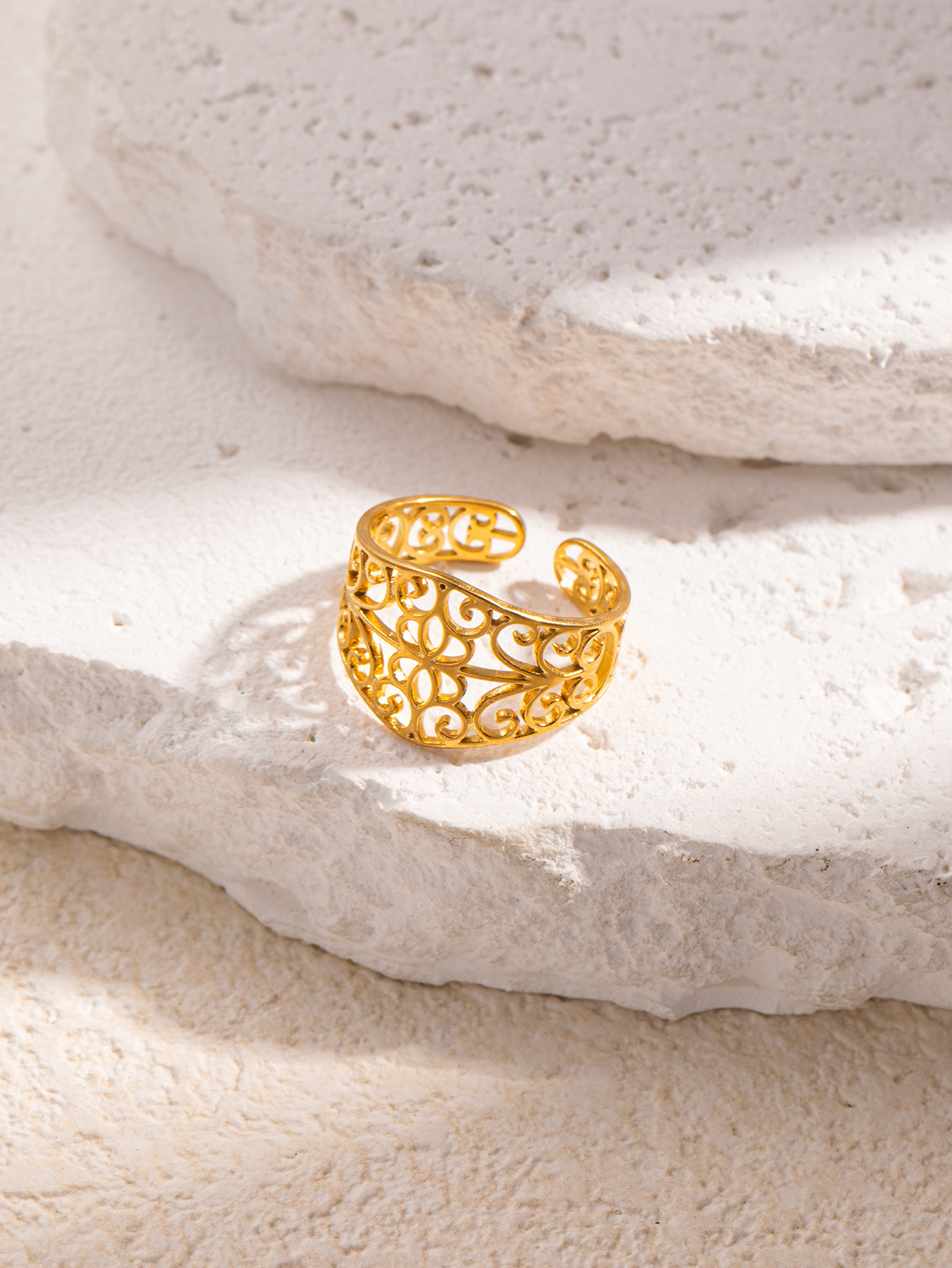 Gold Cutout Ring