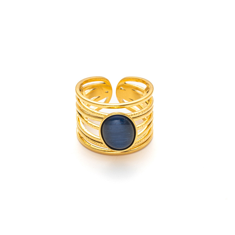 Blue cat's eye gold ring