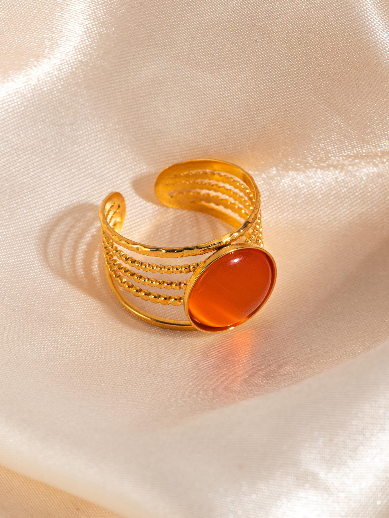 Red gemstone ring